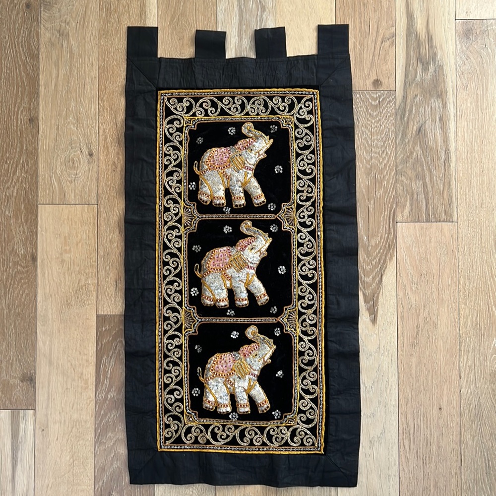 Kalaga Elephant Wall Hanging Tapestry